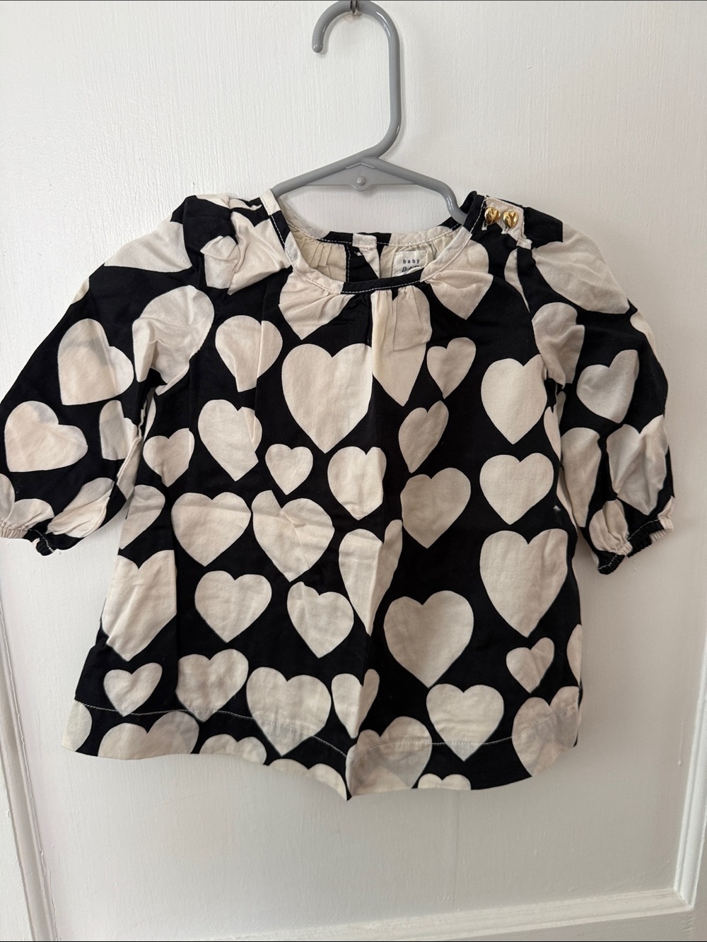 GAP Black Top with Cream Heart Print